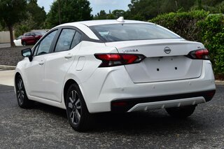 2024 Nissan Versa SV CVT — photo 3
