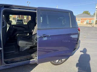 2019 Chrysler Pacifica Touring Plus FWD — photo 17