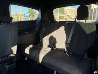 2019 Chrysler Pacifica Touring Plus FWD — photo 19
