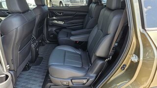 2026 Subaru Ascent Onyx Edition Touring — photo 11
