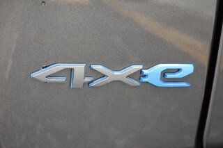 2025 Jeep Wrangler 4xe Willys 4x4 — photo 10