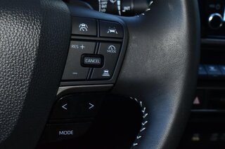 2026 Toyota Camry SE (Natl) — photo 19