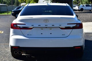 2026 Toyota Camry SE (Natl) — photo 4