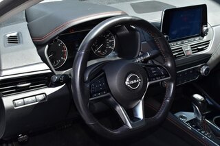 2024 Nissan Altima 2.5 SR Sedan — photo 13