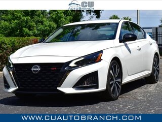 2024 Nissan Altima 2.5 SR Sedan — photo 1