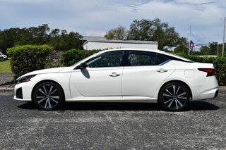 2024 Nissan Altima 2.5 SR Sedan — photo 2