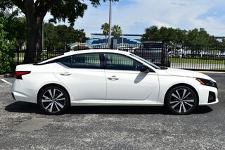 2024 Nissan Altima 2.5 SR Sedan — photo 7