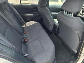 2022 Toyota Corolla LE — photo 8