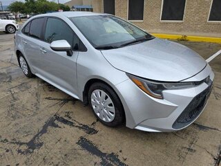 2022 Toyota Corolla LE — photo 2