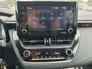 2022 Toyota Corolla LE — photo 12
