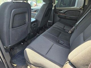 2011 GMC Yukon XL SLE — photo 10