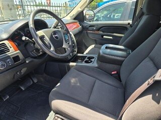 2011 GMC Yukon XL SLE — photo 8