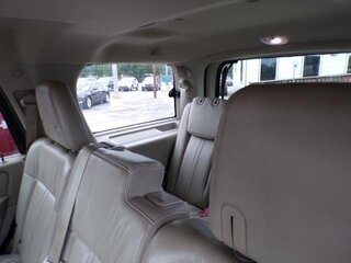 2017 Lincoln Navigator Select — photo 5