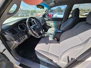2015 Toyota Tacoma Base V6 — photo 6