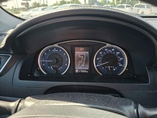 2017 Toyota Camry LE — photo 11