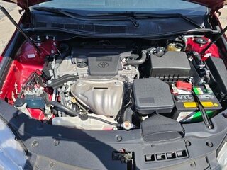 2017 Toyota Camry LE — photo 14