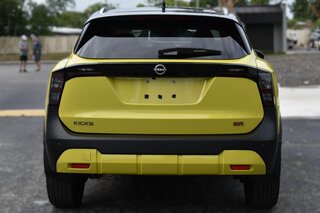 2026 Nissan Kicks SR FWD — photo 4