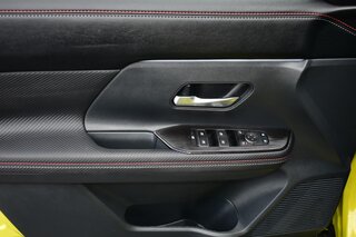 2026 Nissan Kicks SR FWD — photo 15