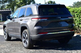 2022 Jeep Grand Cherokee 4x4 — photo 3