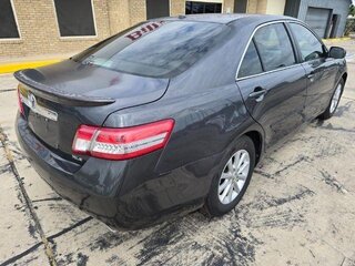 2011 Toyota Camry XLE V6 — photo 4