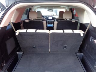 2020 Ford Explorer Limited AWD — photo 12