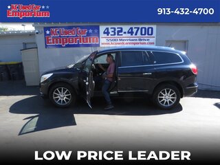 2017 Buick Enclave FWD 4dr Leather — photo 1
