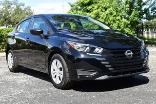 2024 Nissan Versa S CVT — photo 6