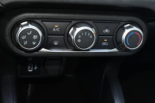 2024 Nissan Versa S CVT — photo 15