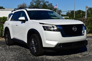 2025 Nissan Pathfinder SV 2WD — photo 6