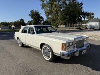 1979 Lincoln Versailles Versailles — photo 5
