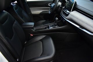 2025 Jeep Compass Latitude 4x4 — photo 12