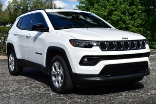 2025 Jeep Compass Latitude 4x4 — photo 6