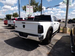 2015 Ram 1500 SLT Crew Cab SWB 2WD — photo 2