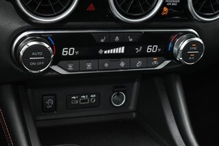 2024 Nissan Sentra SR CVT — photo 16
