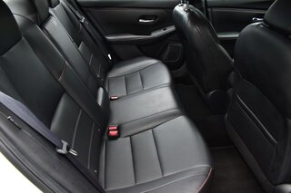 2024 Nissan Sentra SR CVT — photo 8