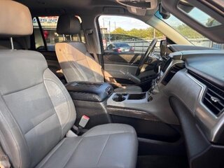 2015 Chevrolet Tahoe LT — photo 17