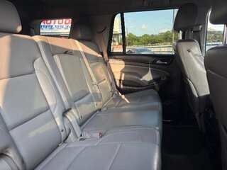 2015 Chevrolet Tahoe LT — photo 18