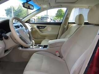 2014 Nissan Altima 4dr Sdn I4 2.5 SV — photo 11