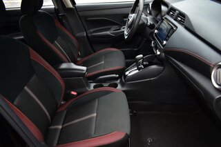 2024 Nissan Versa SR CVT — photo 12