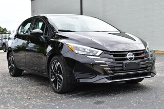 2024 Nissan Versa SR CVT — photo 6