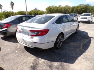 2018 Honda Accord Touring 2.0T — photo 2