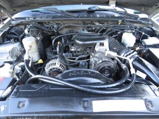 2001 Chevrolet Blazer 4dr 4WD LT — photo 16