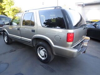 2001 Chevrolet Blazer 4dr 4WD LT — photo 8