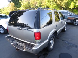 2001 Chevrolet Blazer 4dr 4WD LT — photo 6