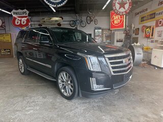 2020 Cadillac Escalade 4WD 4dr Luxury with Chrome wheels — photo 7