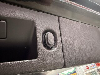 2020 Cadillac Escalade 4WD 4dr Luxury with Chrome wheels — photo 26