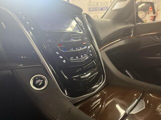 2020 Cadillac Escalade 4WD 4dr Luxury with Chrome wheels — photo 15