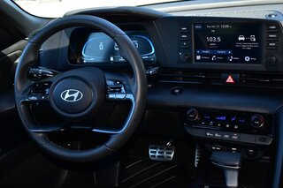 2026 Hyundai Elantra SEL Sport Sedan — photo 9