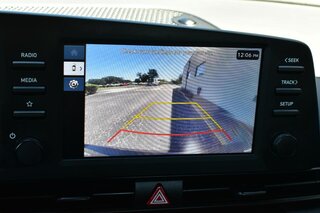 2026 Hyundai Elantra SEL Sport Sedan — photo 17