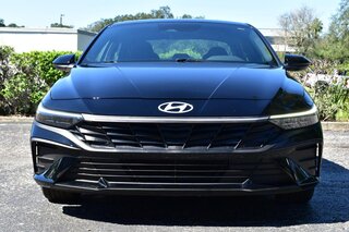 2026 Hyundai Elantra SEL Sport Sedan — photo 5